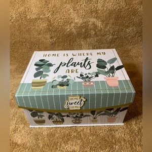 Plant lover themed big storage and/or gift boxes